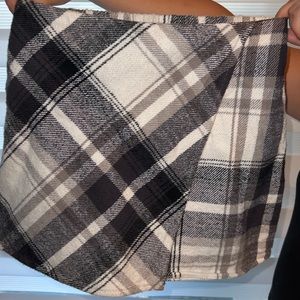 Girls Plaid Skirt!! 100% cotton!!